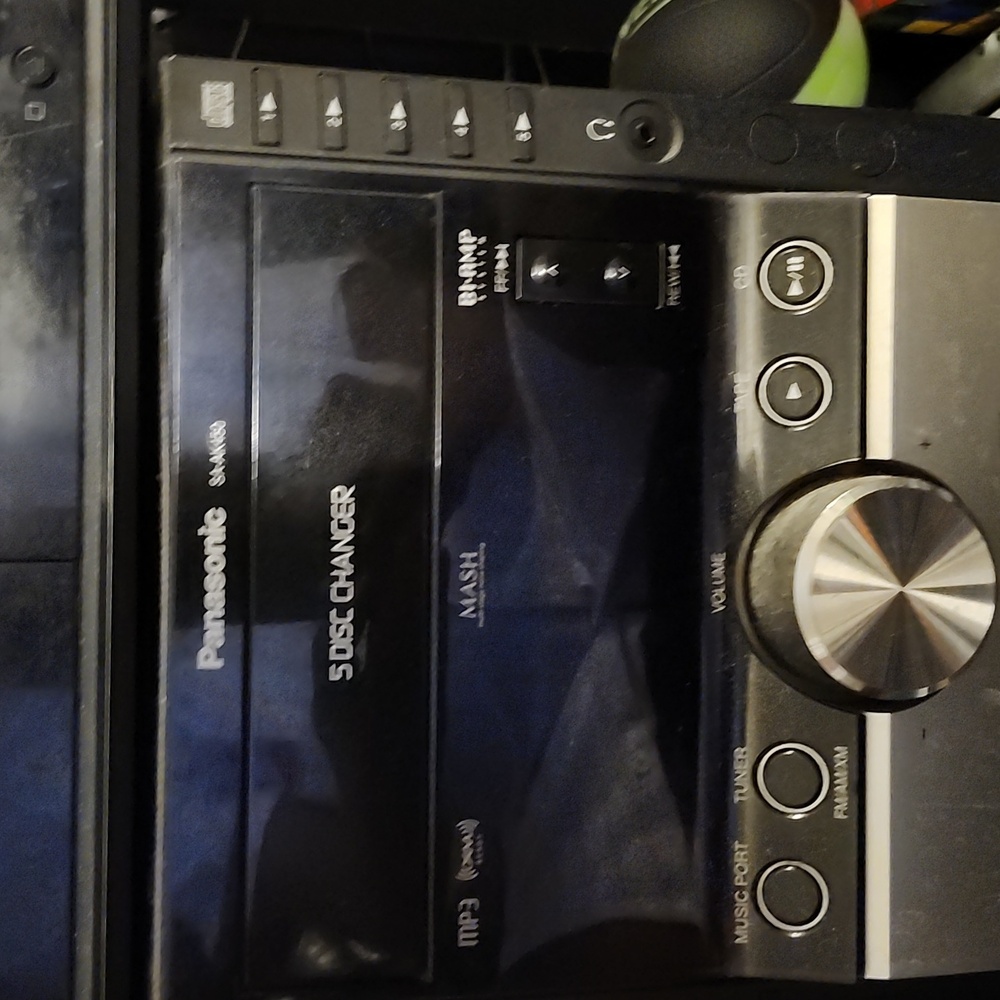 AM FM RADIO 5 DISC CHANGER